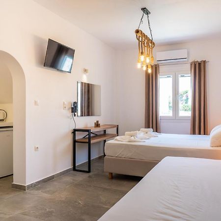 Eleftheria Studios Antiparos Town Dış mekan fotoğraf